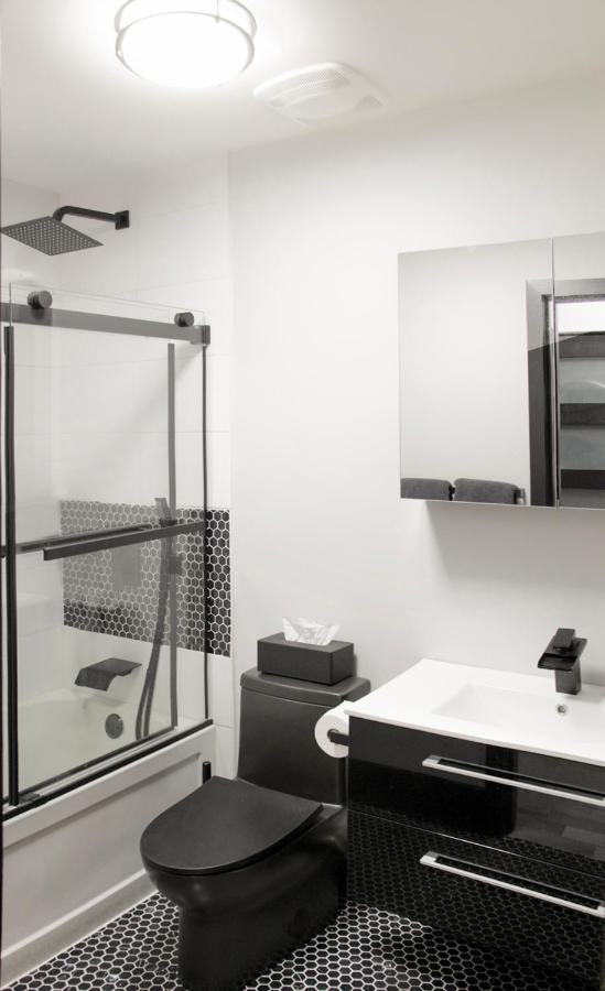 Apartamento Chic 1-bedroom Retreat In Montreal's Vibrant Plateau Mont-royal Area - 3